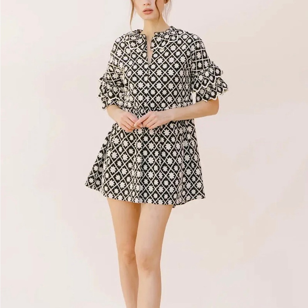 Storia Black and White Embroidered Mini Dress